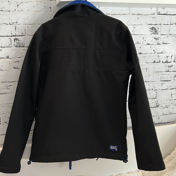 Superdry Windtrekker Jacket - Picture 7 of 11